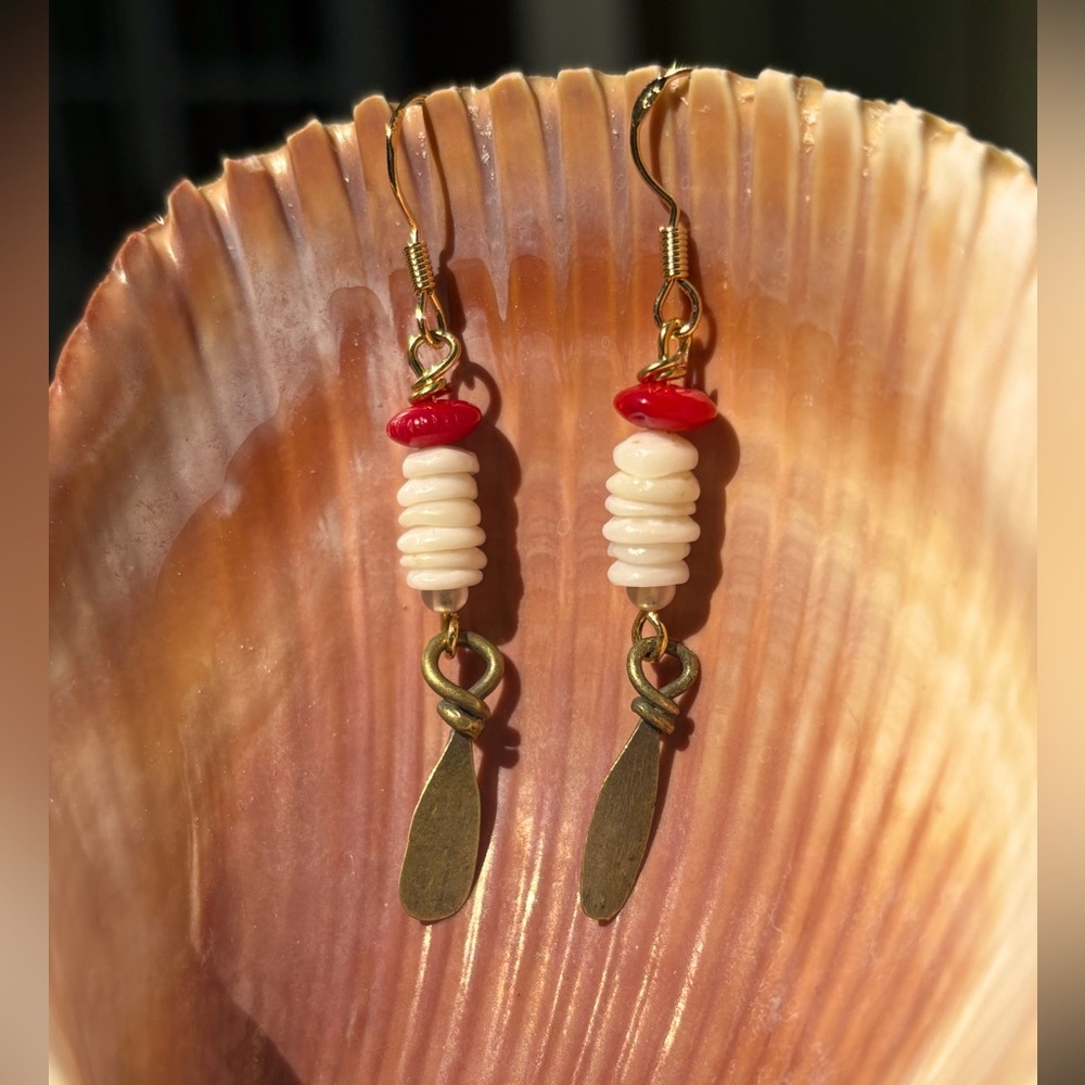 Handmade Vintage Rare Puka Shell and Coral Red Bead Dangle Earrings